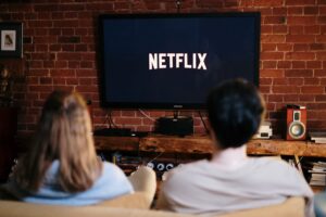 Quais serviços de IPTV são legalizados pela Anatel?