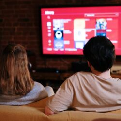 Tem como ter IPTV de graça de forma legal e segura?