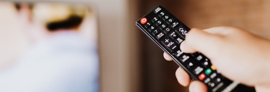 Como posso usar IPTV na minha TV de forma prática e segura? Como posso usar IPTV na minha TV de forma prática e segura?