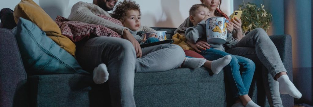 O que é IPTV pirata e por que você deve evitá-lo IPTV pirata: descubra o conceito, os perigos do streaming não autorizado, impactos legais e como identificar serviços irregulares para proteger seus dados